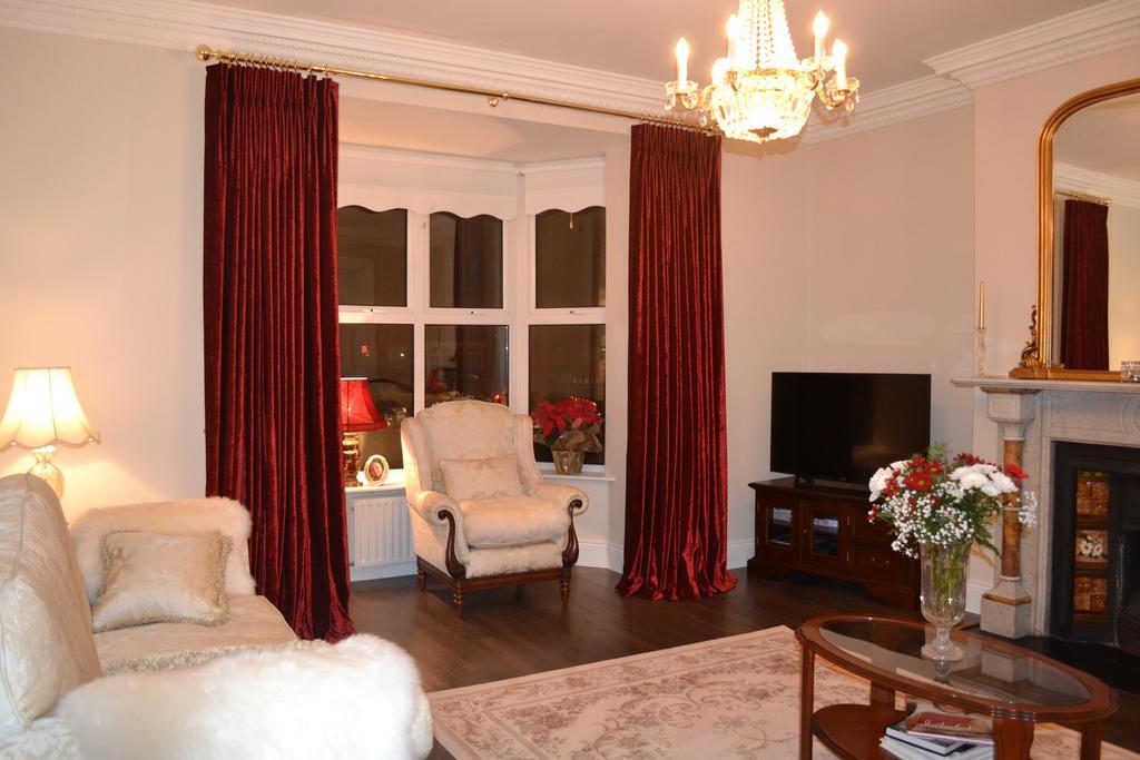 Aine Rose Guest Accommodation Дублін Екстер'єр фото